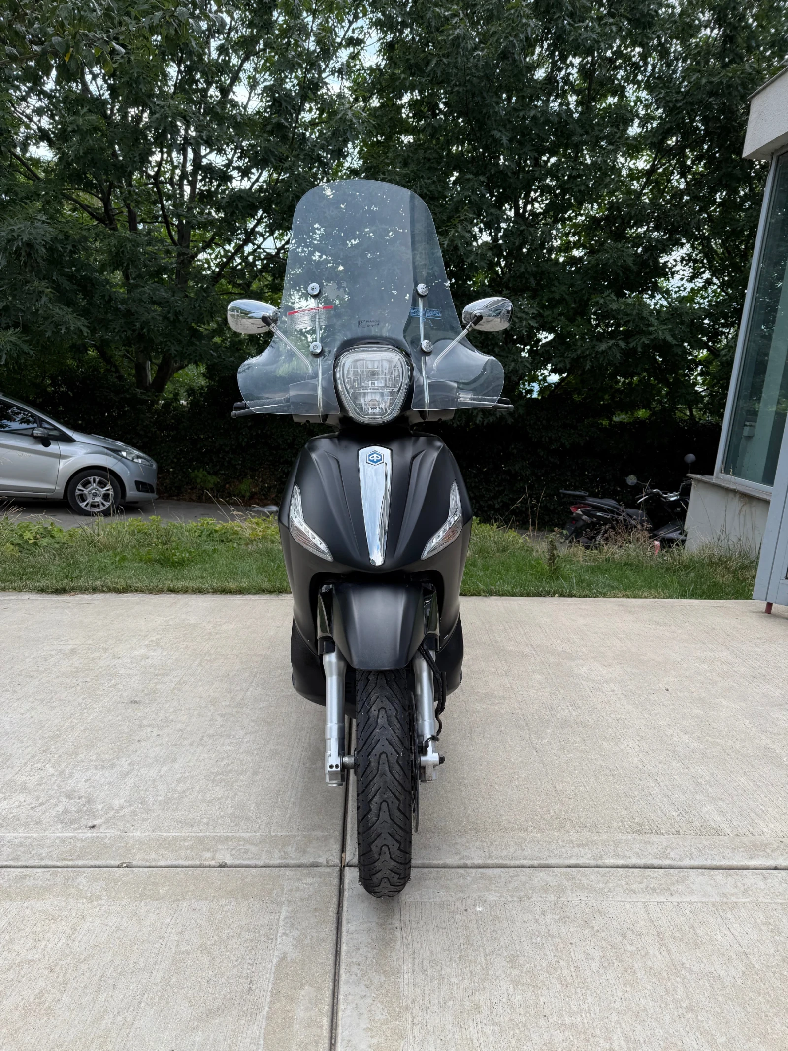 Piaggio Beverly 2019 POLICE ABS/ ASP 300i - изображение 3