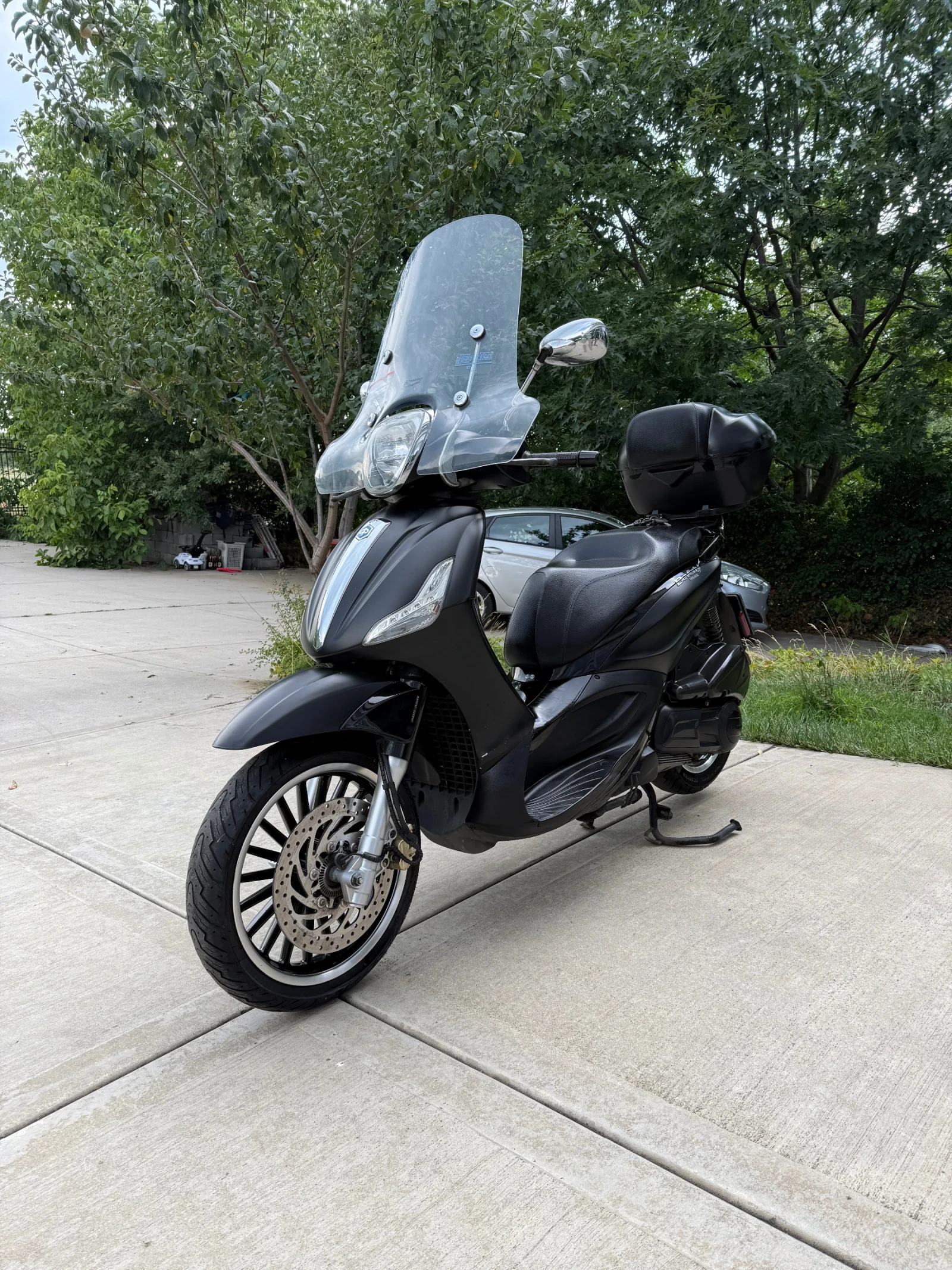 Piaggio Beverly 2019 POLICE ABS/ ASP 300i - изображение 4
