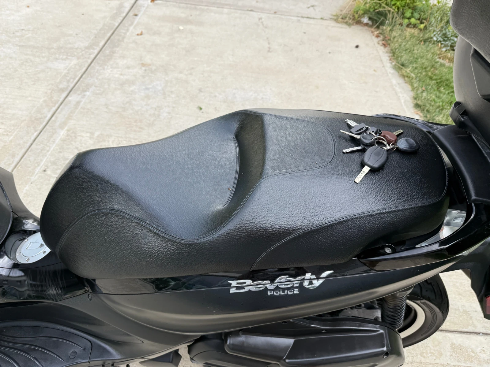 Piaggio Beverly 2019 POLICE ABS/ ASP 300i - изображение 10