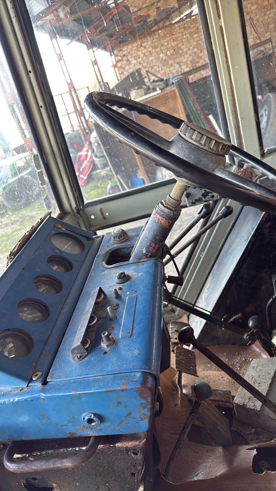 Трактор Болгар Болгар ТК 82, снимка 5 - Селскостопанска техника - 53935578