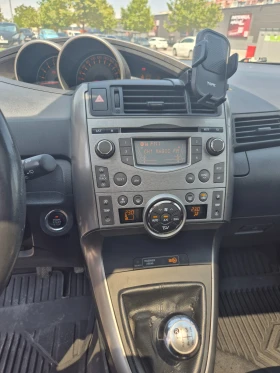 Toyota Verso, снимка 11