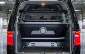 VW Caddy Разделителна преграда SNOEKS , снимка 1 - Автомобили и джипове - 45156212
