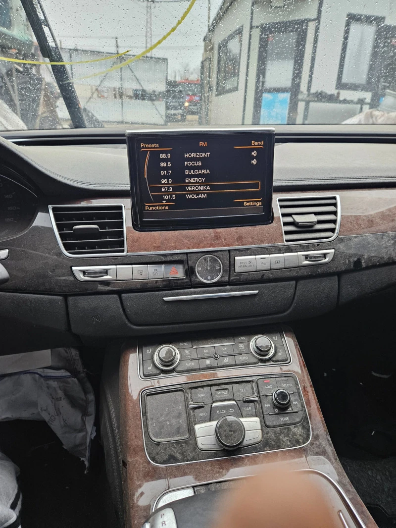 Audi A8 4.2i, снимка 11 - Автомобили и джипове - 44032673