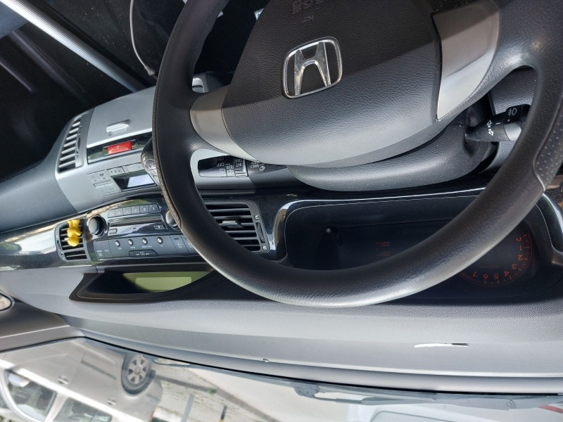Honda Fr-v Fr-v 1.7 бензин/ Газова уредба нова , снимка 4 - Автомобили и джипове - 46037767