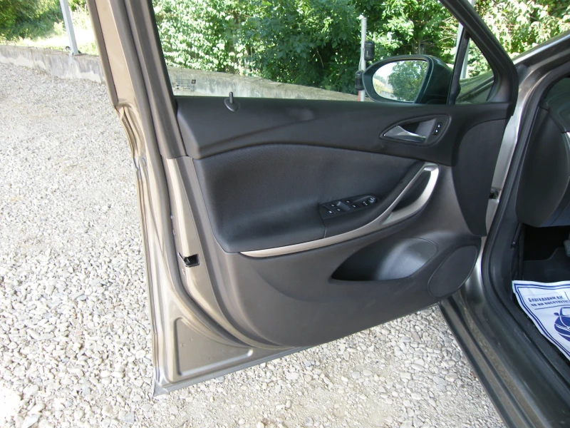 Opel Astra 1.5CDTI EURO 6D, снимка 7 - Автомобили и джипове - 45146404