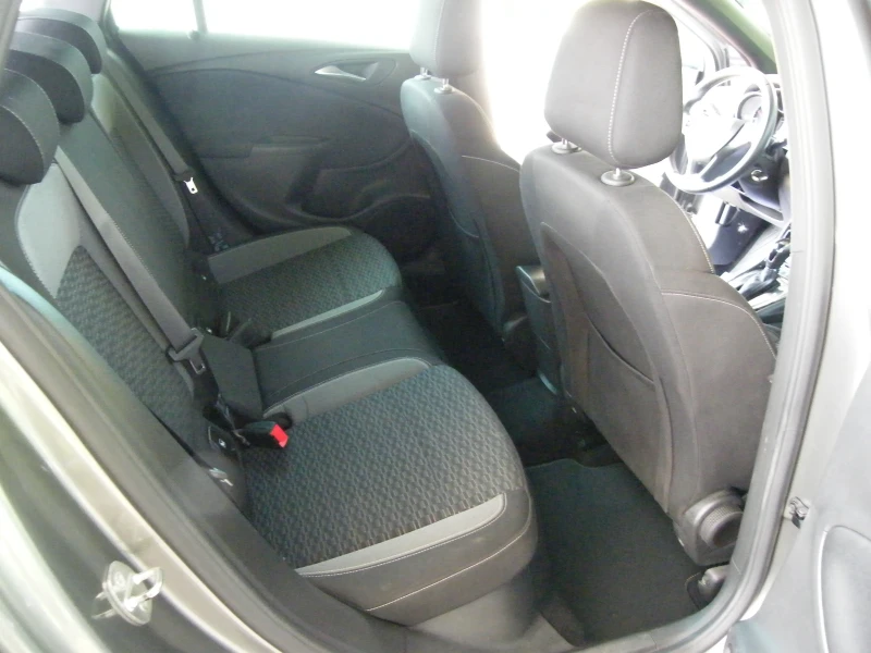 Opel Astra 1.5CDTI EURO 6D, снимка 14 - Автомобили и джипове - 45146404