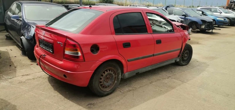 Opel Astra 1.6, снимка 3 - Автомобили и джипове - 46293699