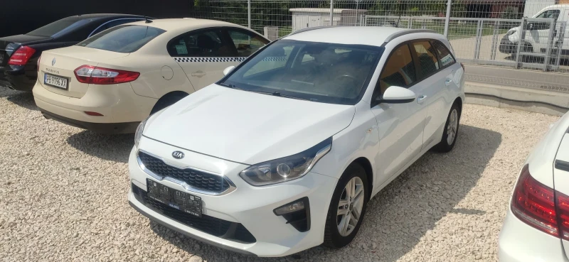 Kia Ceed 1, 6 16V CRDI , снимка 6 - Автомобили и джипове - 47365515