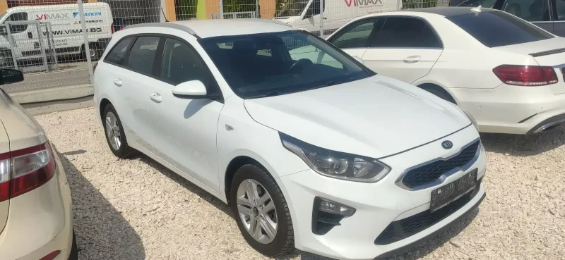 Kia Ceed 1, 6 16V CRDI , снимка 2 - Автомобили и джипове - 47365515