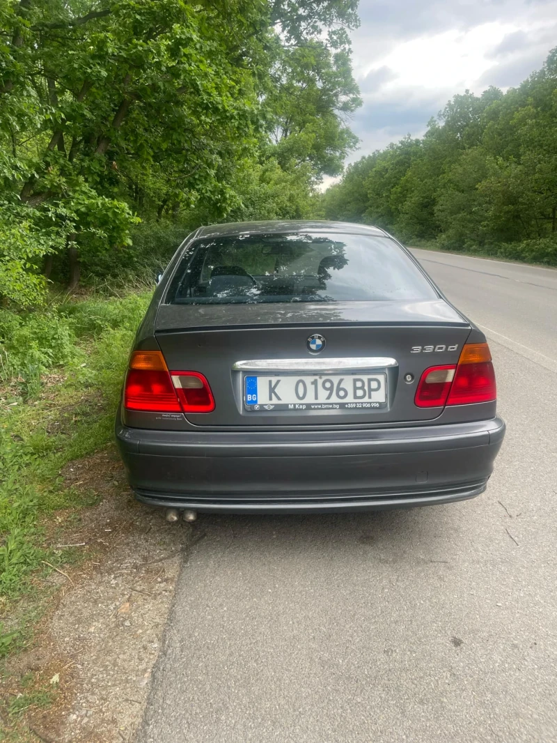 BMW 330, снимка 2 - Автомобили и джипове - 48412804