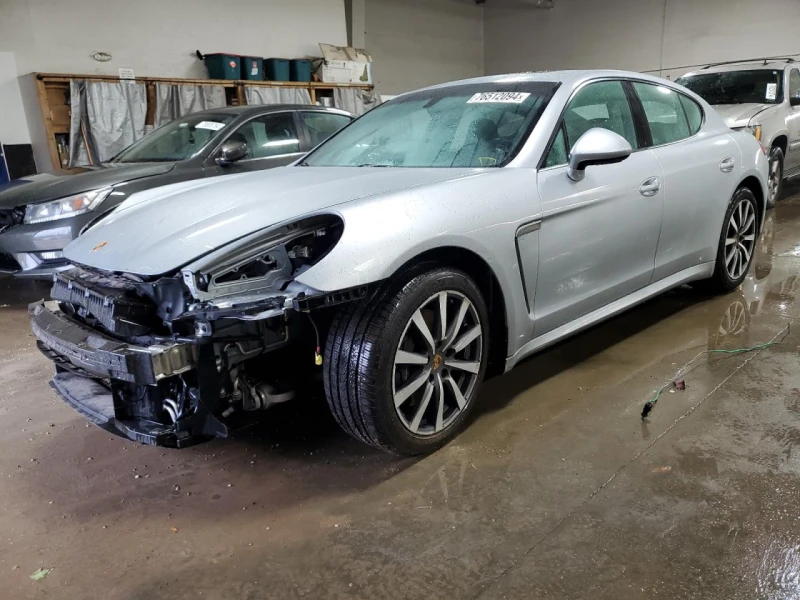 Porsche Panamera, снимка 1 - Автомобили и джипове - 48567369