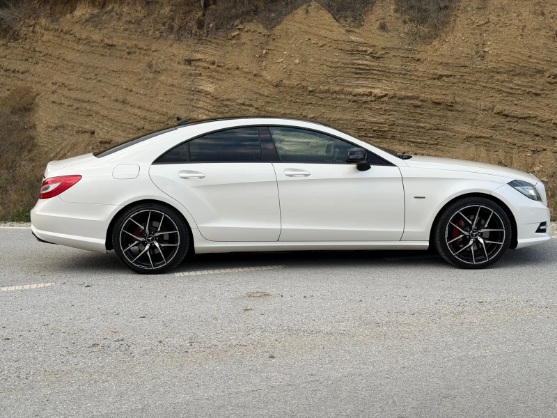 Mercedes-Benz CLS 350 AMG* LED* БЯЛА ПЕРЛА* , снимка 7 - Автомобили и джипове - 50460664