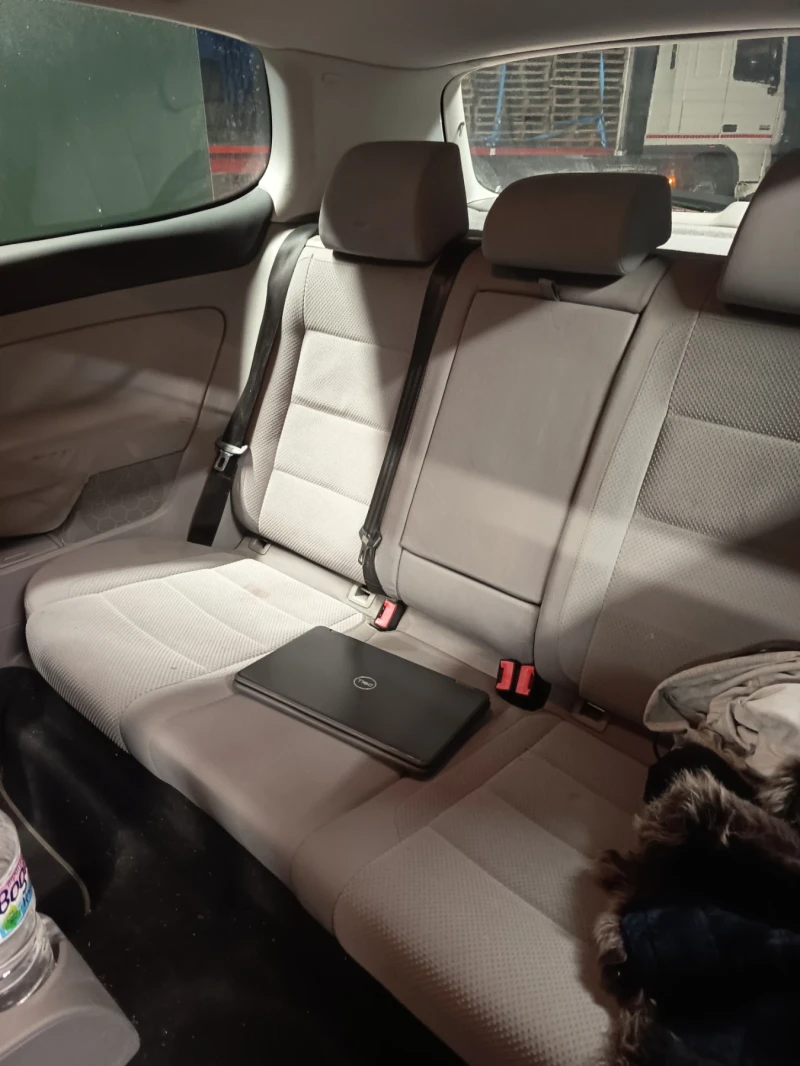 VW Golf, снимка 8 - Автомобили и джипове - 52256230