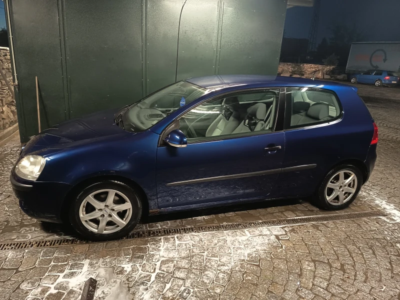 VW Golf, снимка 2 - Автомобили и джипове - 52256230