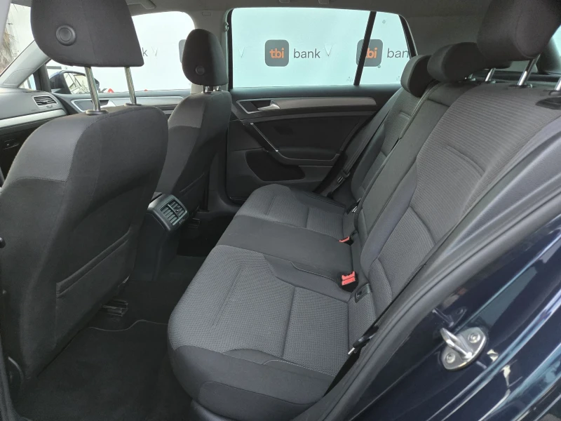 VW Golf 1.4TGI-110кс= 6СК= 147.000км= НАВИ= ПОДГРЕВ, снимка 9 - Автомобили и джипове - 52631599