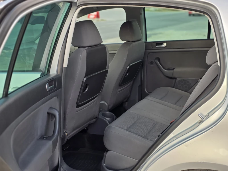 VW Golf Plus 2.0 tdi 140 k.c. Топ Състояние, снимка 10 - Автомобили и джипове - 52791818