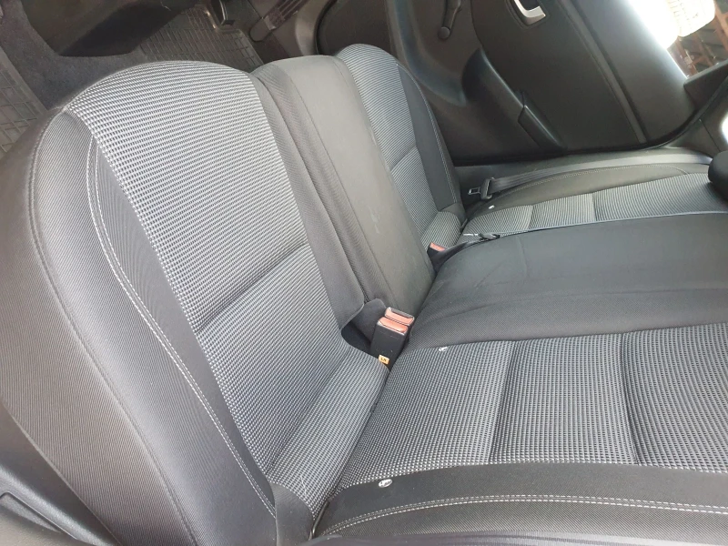 Hyundai I30 1.6 D FACE  6 skr NOVA EURO 6 2017g, снимка 10 - Автомобили и джипове - 52859045