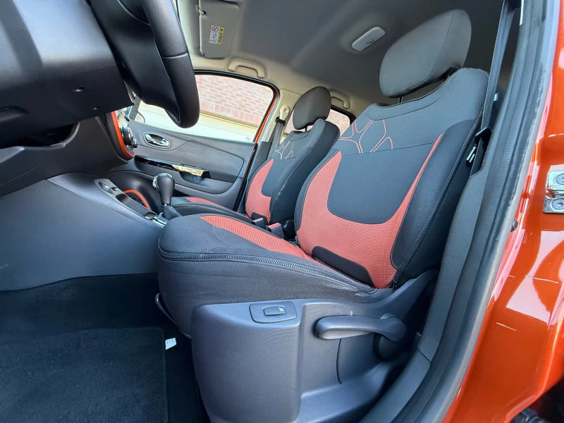 Renault Captur AVTOMAT-ШВЕЙЦАРИЯ-TOP-FULL, снимка 13 - Автомобили и джипове - 53109417