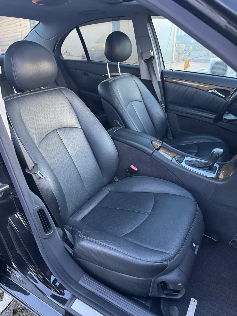 Mercedes-Benz E 350 Аvangarde 4x4 внос Германия , снимка 11 - Автомобили и джипове - 53239529