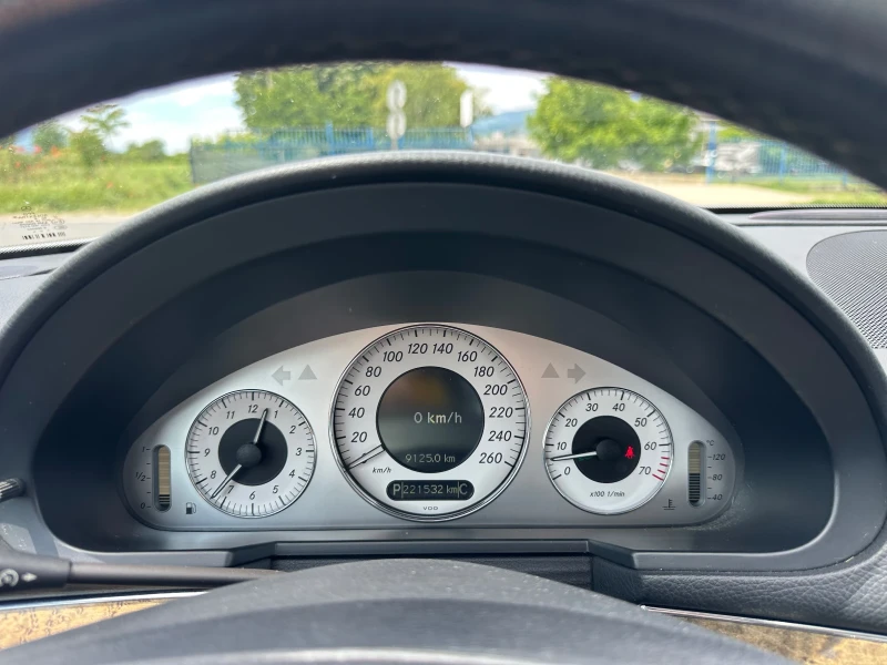 Mercedes-Benz E 280 AVANTGARDE БЕНЗИН - 11990 лв. - 58762355 | Car24.bg