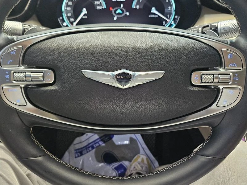 Genesis GV70 КРАЙНА ЦЕНА: 30552 EUR !!!РЕАЛНА КРАЙНА ЦЕНА!!!, снимка 14 - Автомобили и джипове - 55967990