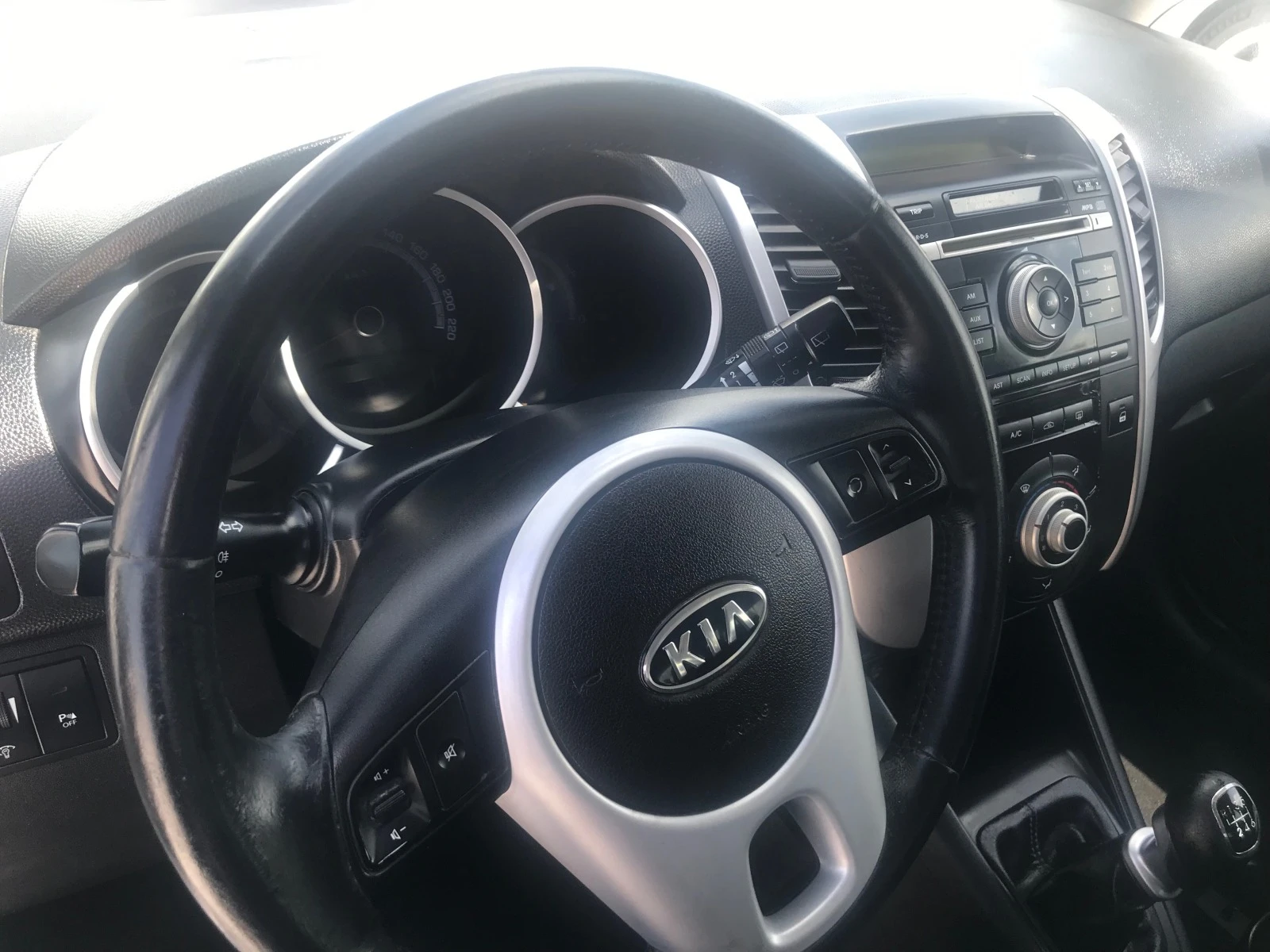 Kia Venga 1.4GRDI - изображение 8