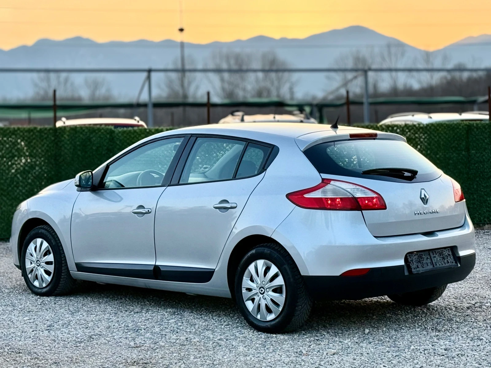 Renault Megane 1.6i 110hp - изображение 5