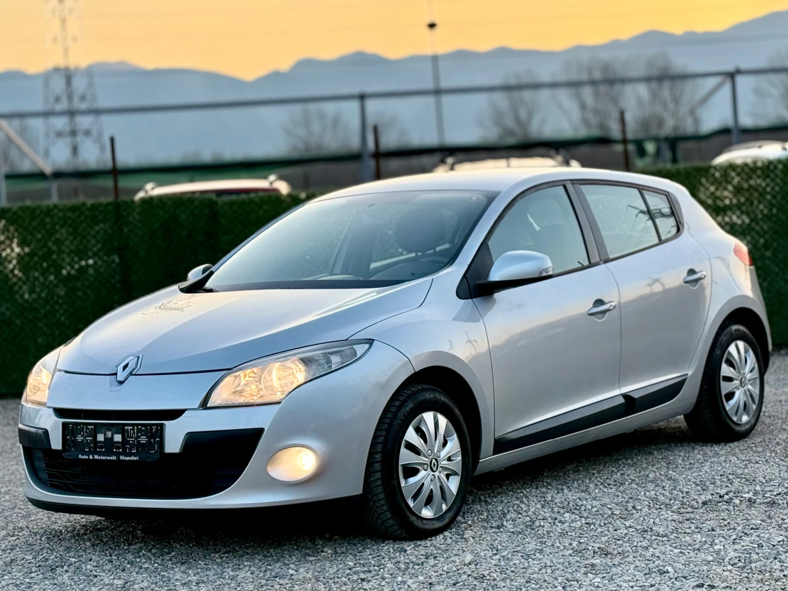 Renault Megane 1.6i 110hp - изображение 3