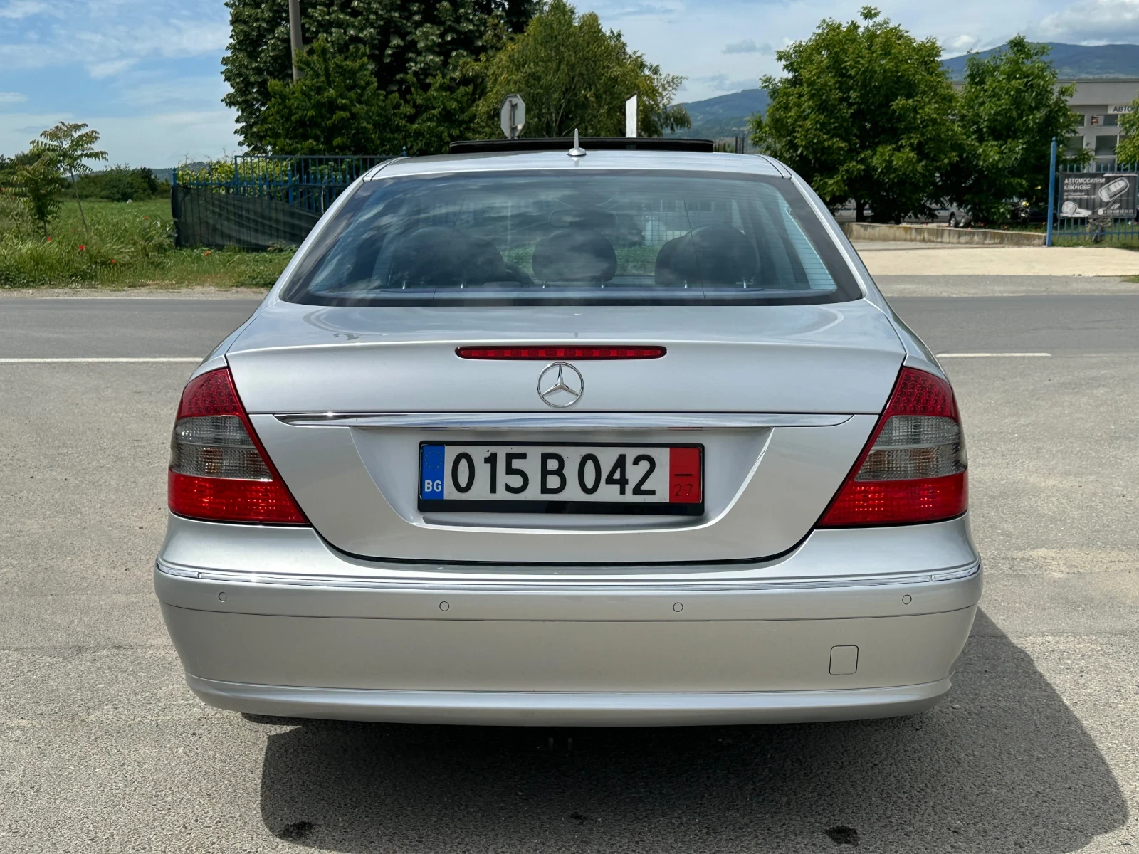 Mercedes-Benz E 280 AVANTGARDE БЕНЗИН - изображение 5