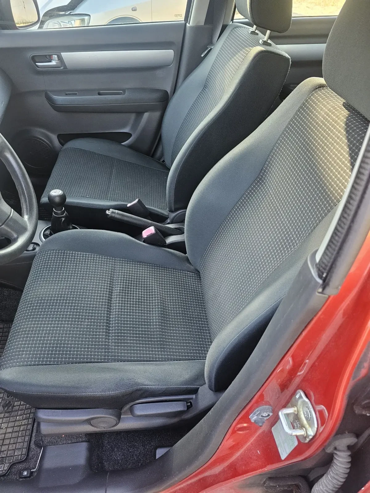 Suzuki Swift 1.3  | Mobile.bg   14