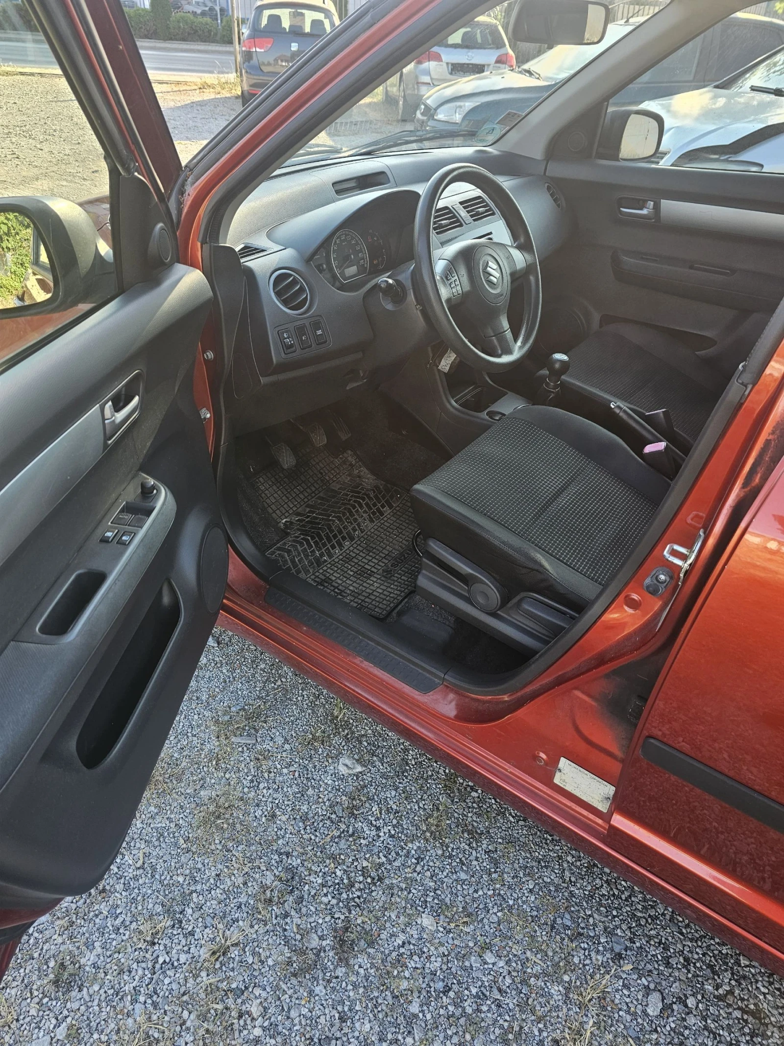 Suzuki Swift 1.3  | Mobile.bg   15