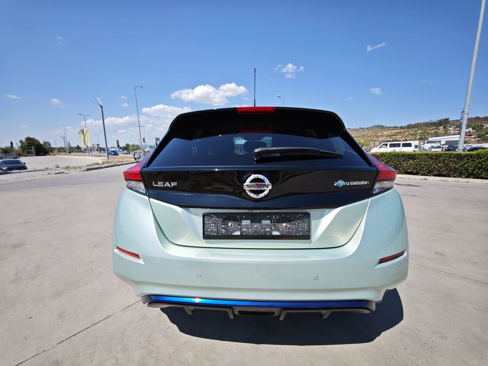 Nissan Leaf  Zero Eission - изображение 3
