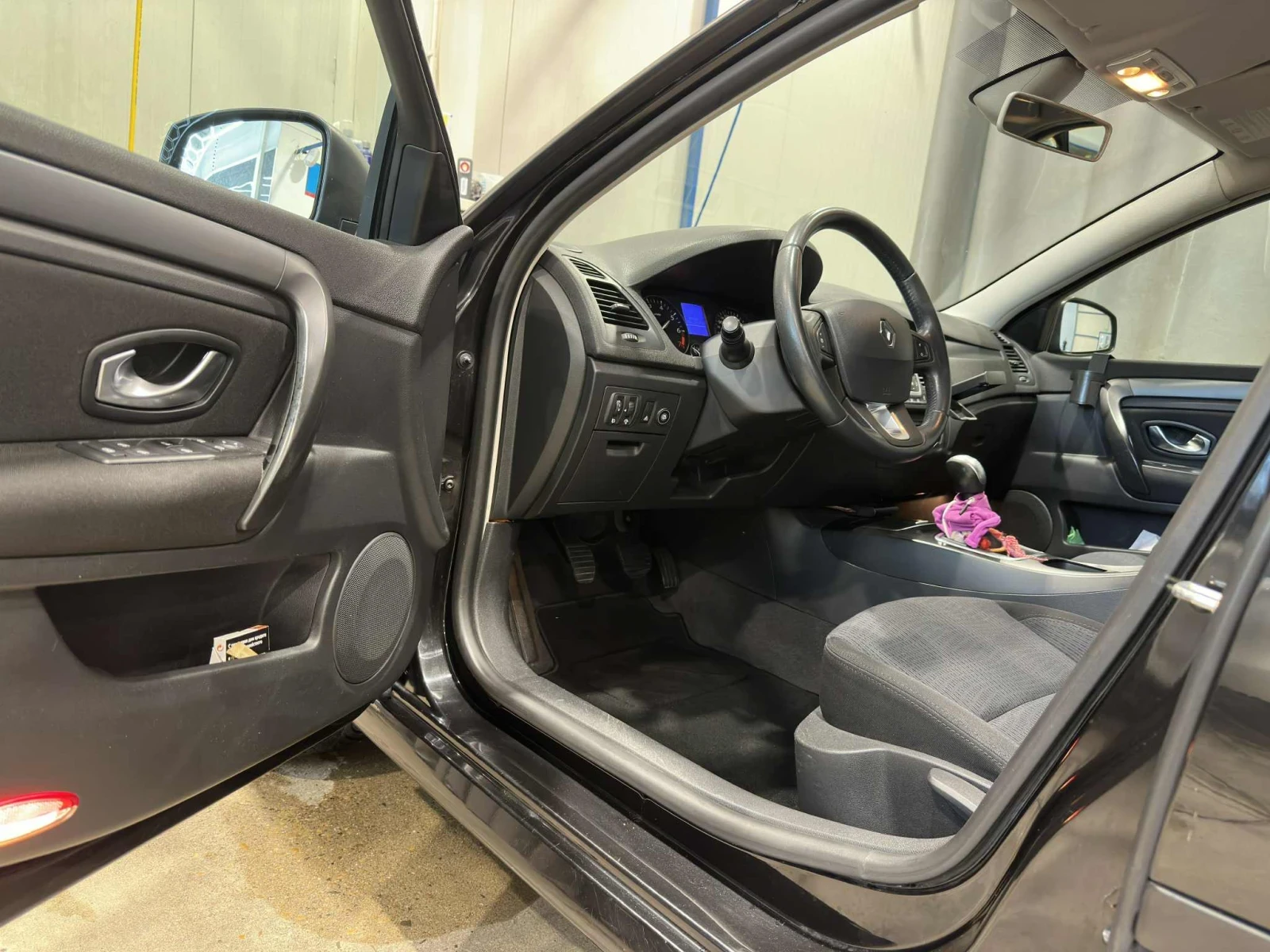 Renault Laguna 1.6 16V LPG - изображение 5