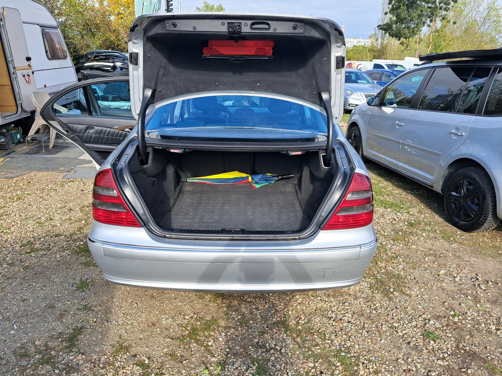 Mercedes-Benz E 270 270CDI avangart full  | Mobile.bg — изображение 17