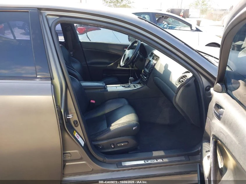 Lexus IS F  - изображение 6