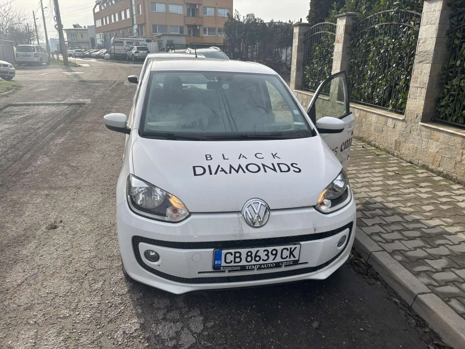 VW Up  /  | Mobile.bg   1