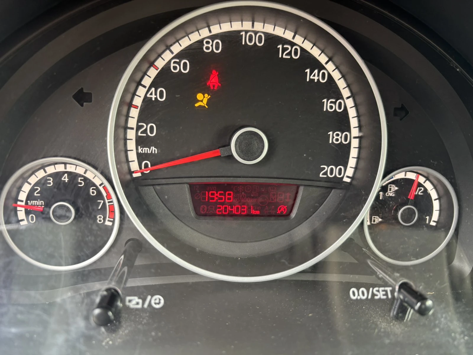 VW Up бензин /природен газ - изображение 3