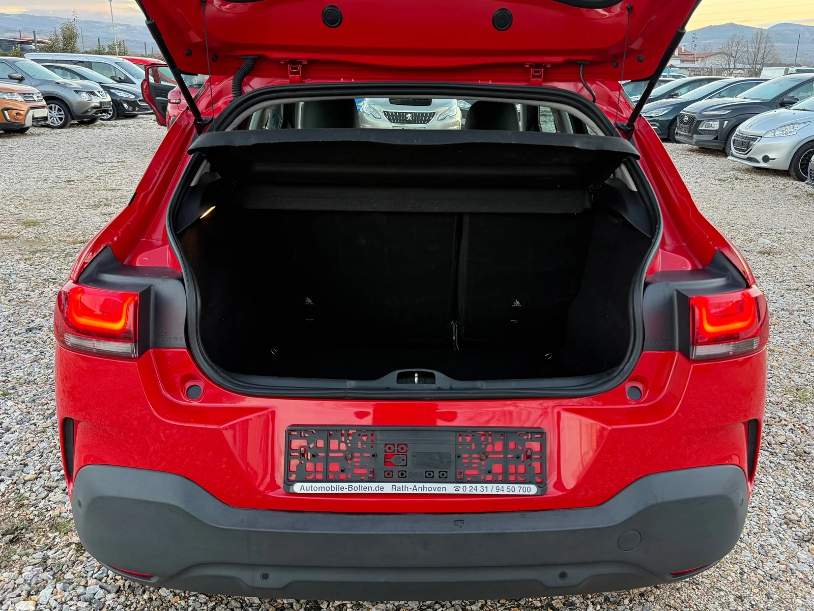Citroen C4 Cactus 1.5d/Grip Control/Navi/Camera/PDC/6 gears | Mobile.bg � ����������� 16