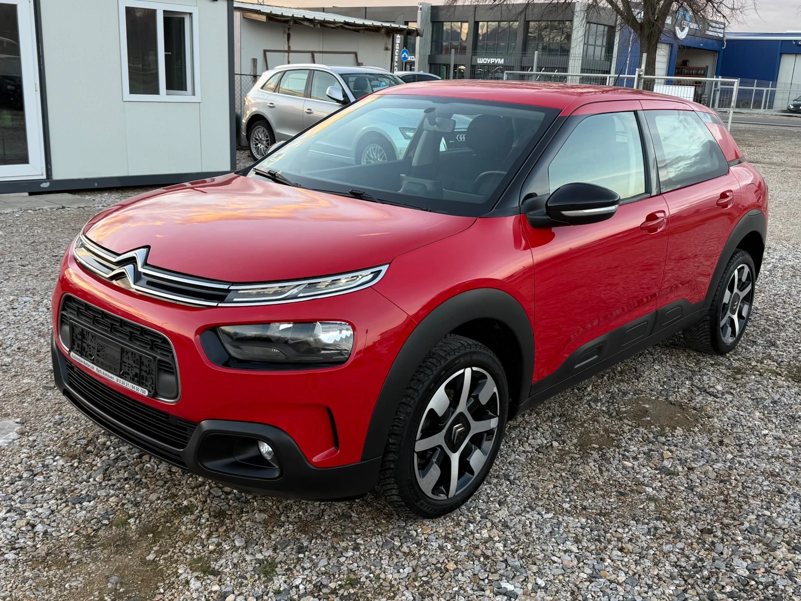 Citroen C4 Cactus 1.5d/Grip Control/Navi/Camera/PDC/6 gears | Mobile.bg � ����������� 5
