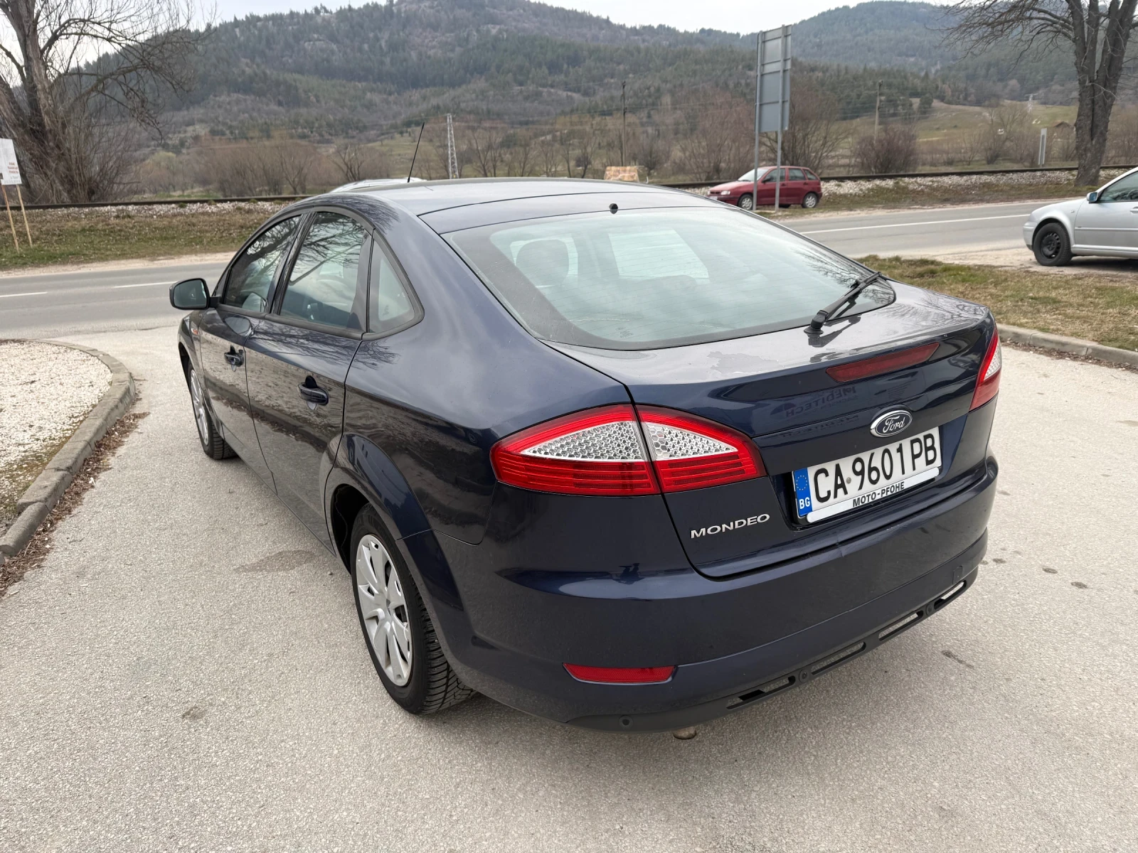 Ford Mondeo 2.0i 145HP, снимка 6 - Автомобили и джипове - 53720856
