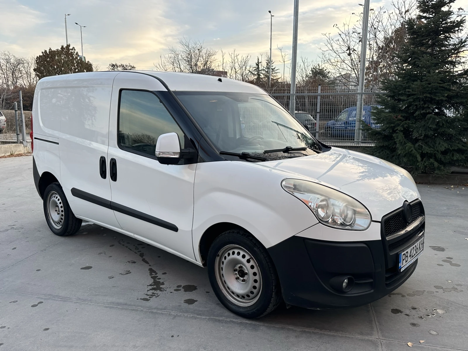 Fiat Doblo 1.3, снимка 7 - Автомобили и джипове - 53902417