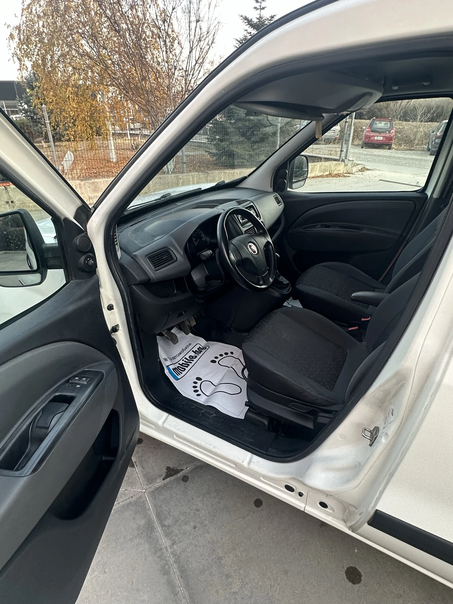 Fiat Doblo 1.3, снимка 10 - Автомобили и джипове - 53902417