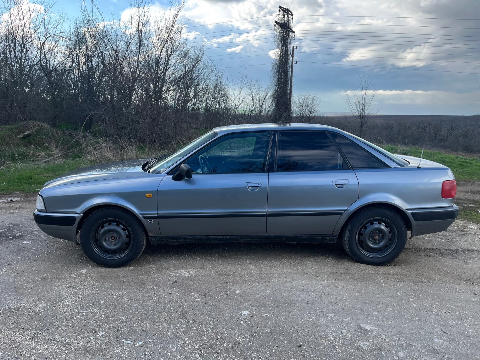 Audi 80, снимка 2 - Автомобили и джипове - 54181938