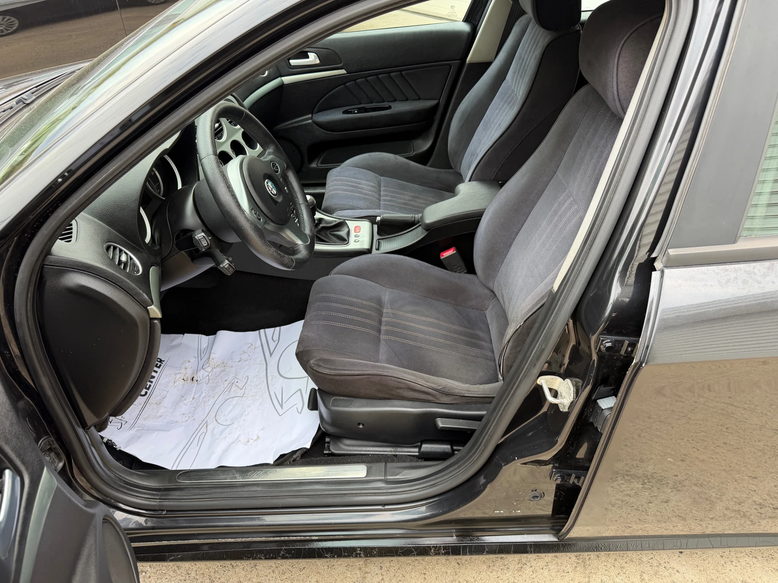 Alfa Romeo 159 sportwagon 1, 9 16V, снимка 13 - Автомобили и джипове - 54258006