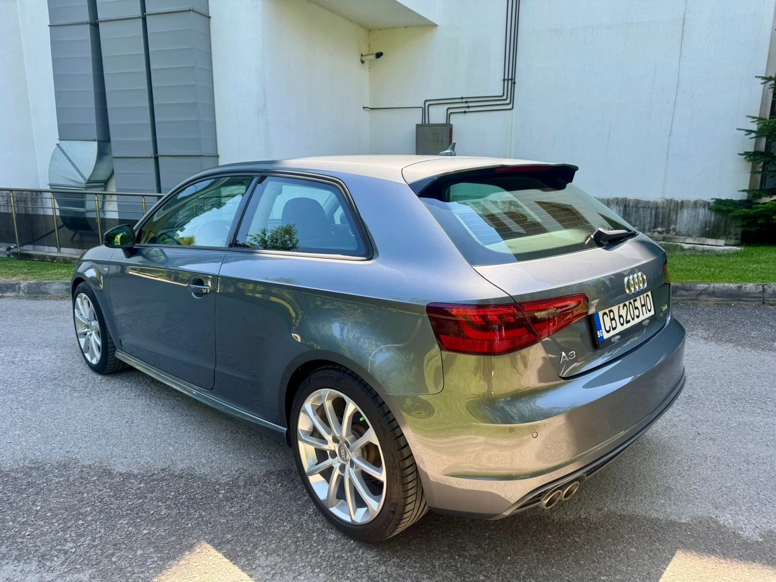Audi A3 2017* S-LINE* 184ks* 4x4* АВТОМАТИК* , снимка 2 - Автомобили и джипове - 54397040