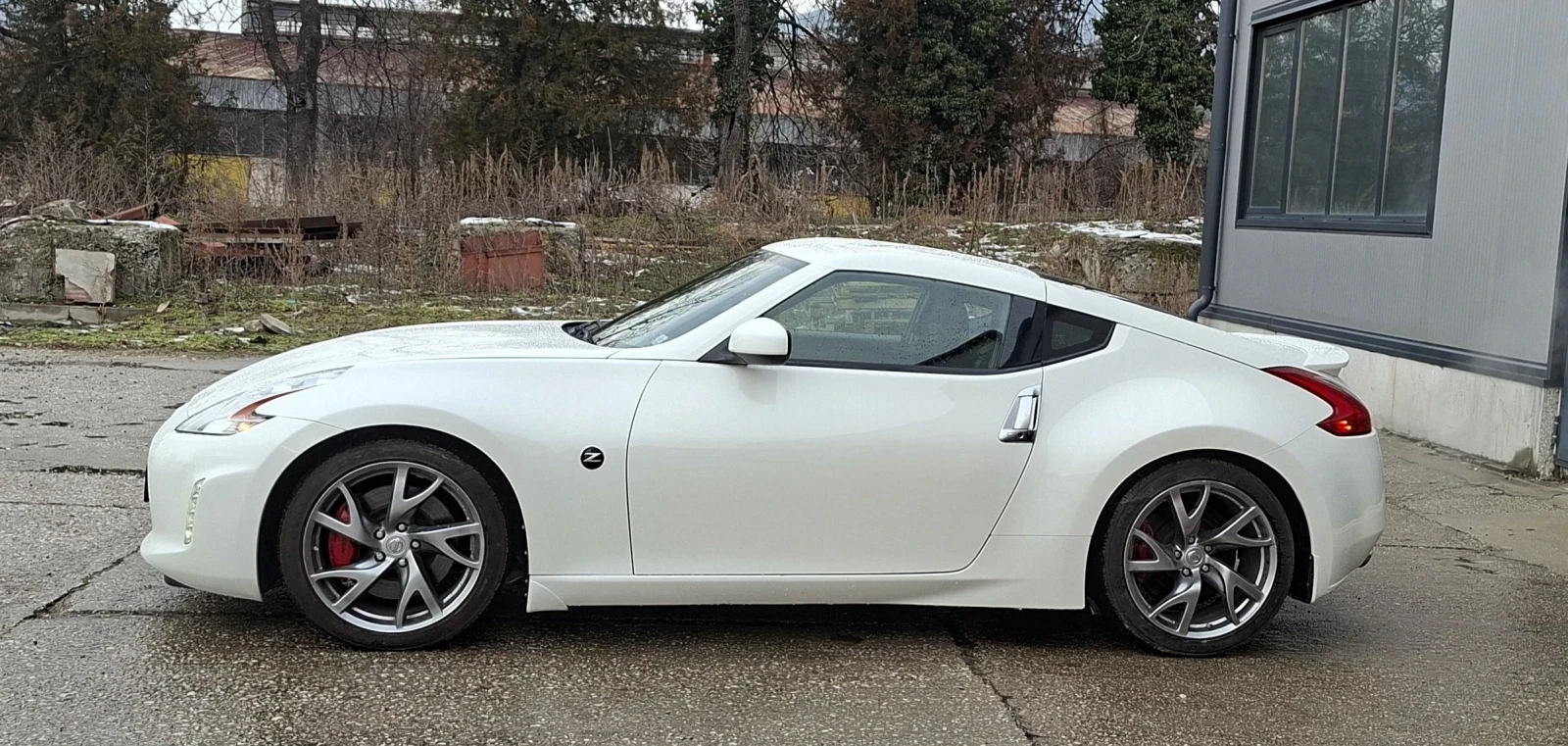 Nissan 370Z 3.7L V-6 DOHC, VVT, 332HP, снимка 4 - Автомобили и джипове - 54431712