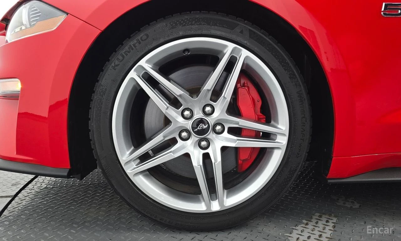 Ford Mustang 5.0 GT* FACE* ПОДГРЕВ* ОБДУХВАНЕ* NAVI* КОЖА* , снимка 5 - Автомобили и джипове - 54727110