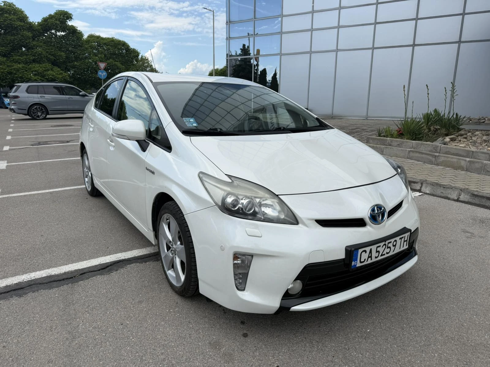 Toyota Prius, снимка 2 - Автомобили и джипове - 54884918