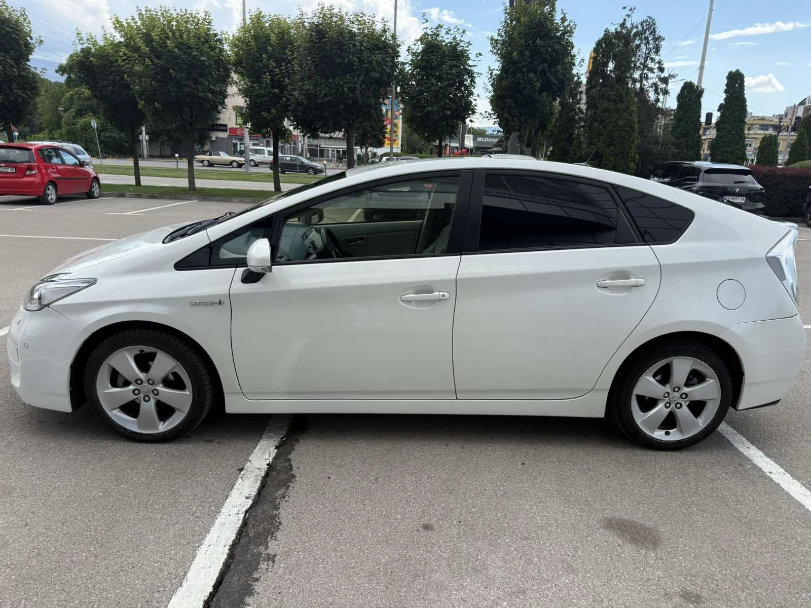 Toyota Prius, снимка 5 - Автомобили и джипове - 54884918