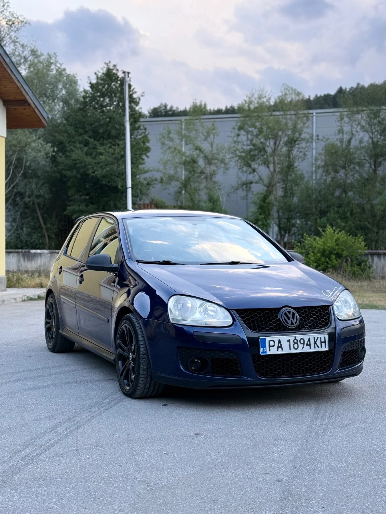 VW Golf 2.0 TDI, снимка 3 - Автомобили и джипове - 55340204